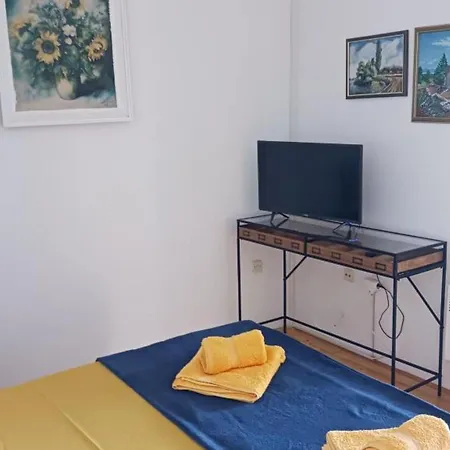 One Bedroom With Terrace *