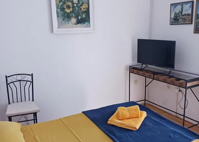 דירה One Bedroom With Terrace *