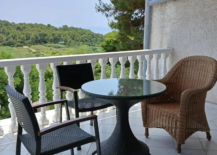 דירה One Bedroom With Terrace *